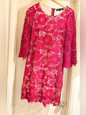 SAMI+DANI Red Floral Lace Long Sleeve Shift Dress